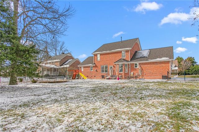 204 Georgetowne Drive, Elon, NC 27244