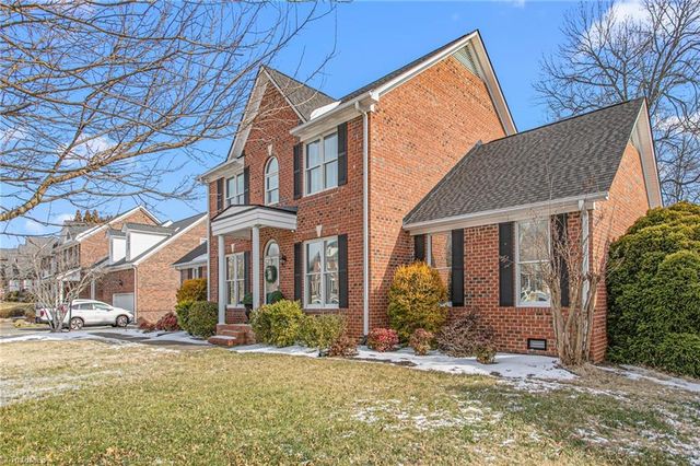 204 Georgetowne Drive, Elon, NC 27244