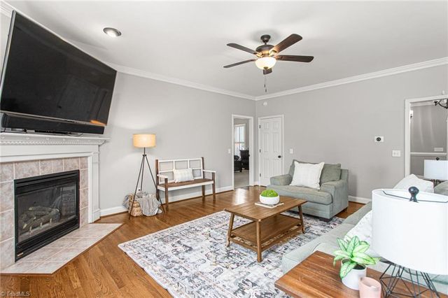 204 Georgetowne Drive, Elon, NC 27244