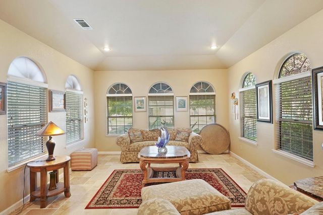 530 Vista Rio Ct, Woodbridge, CA 95258