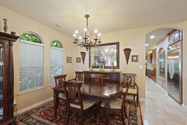 530 Vista Rio Ct, Woodbridge, CA 95258