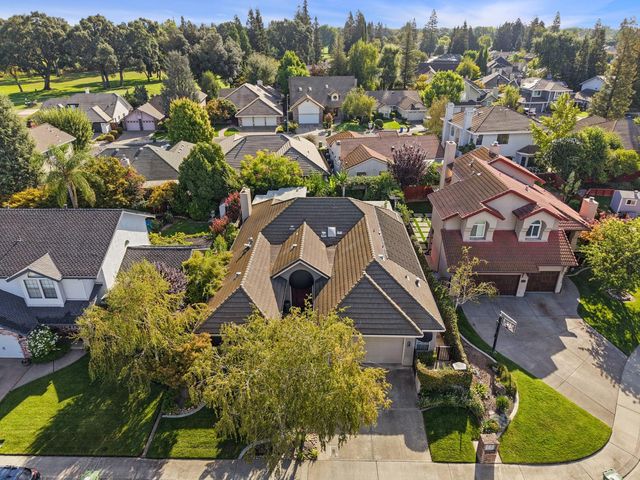 530 Vista Rio Ct, Woodbridge, CA 95258