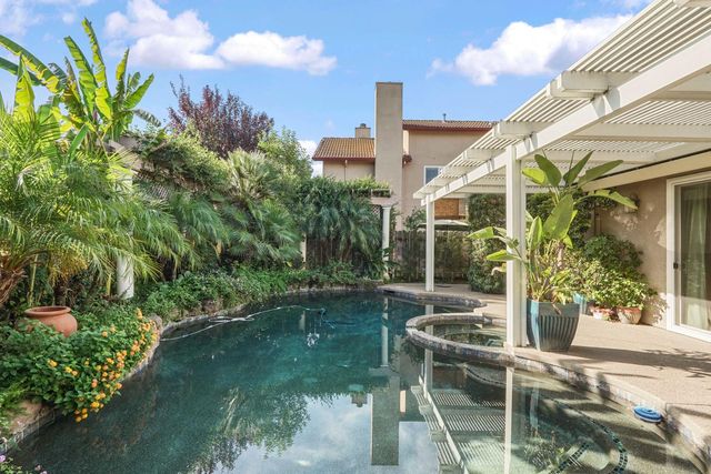 530 Vista Rio Ct, Woodbridge, CA 95258