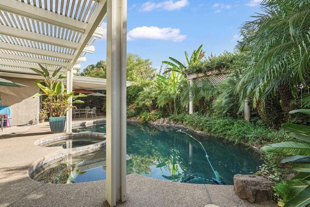 530 Vista Rio Ct, Woodbridge, CA 95258