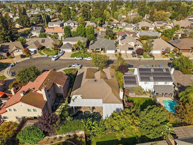 530 Vista Rio Ct, Woodbridge, CA 95258