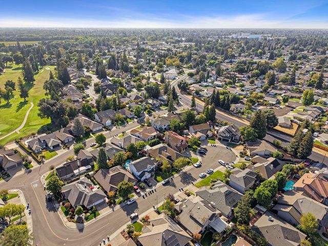 530 Vista Rio Ct, Woodbridge, CA 95258