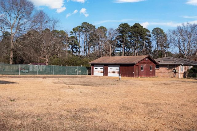 10925 Legion Hut Road, Mabelvale, AR 72103