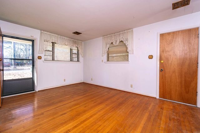 10925 Legion Hut Road, Mabelvale, AR 72103