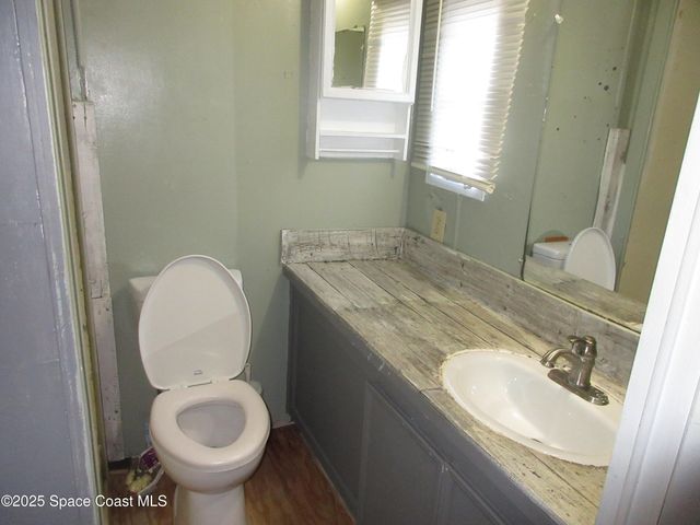 2564 Haverhill Road NE, Palm Bay, FL 32905