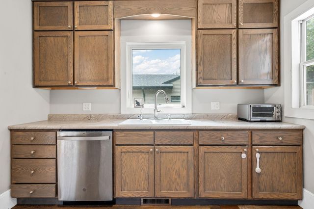 213 2nd Street NE, Grand Meadow, MN 55936