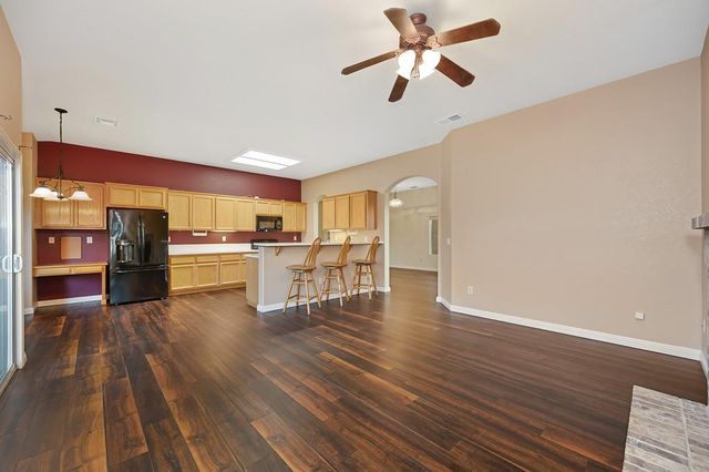 3518 Peter Island Rd, West Sacramento, CA 95691