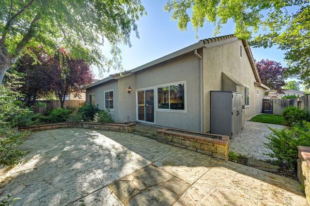 3518 Peter Island Rd, West Sacramento, CA 95691