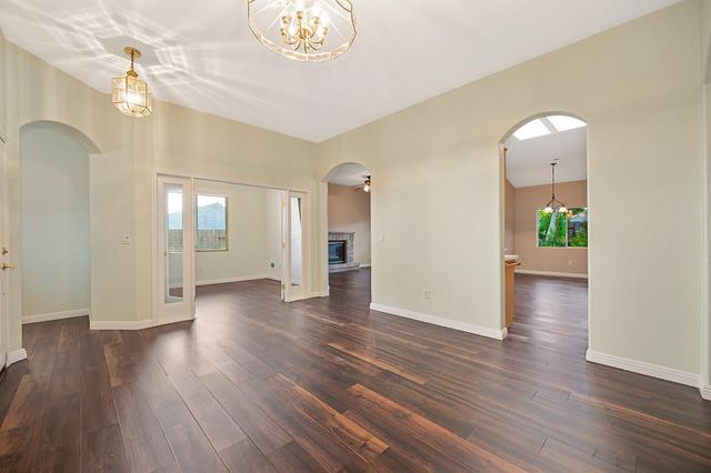 3518 Peter Island Rd, West Sacramento, CA 95691