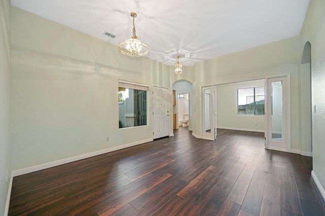 3518 Peter Island Rd, West Sacramento, CA 95691