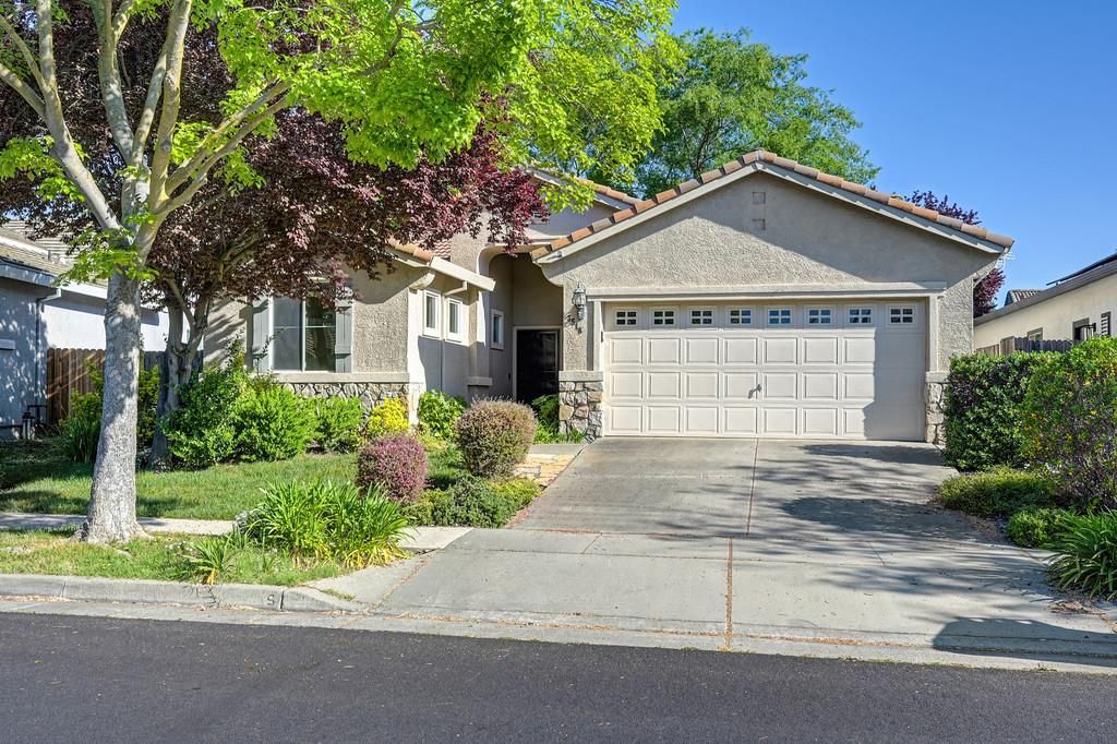 3518 Peter Island Rd, West Sacramento, CA 95691