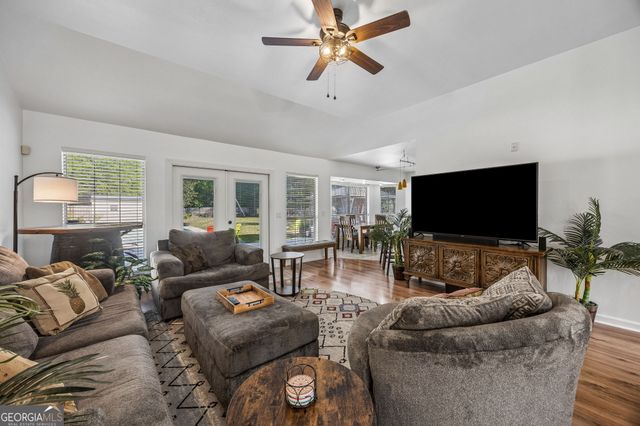 210 Chase Court N, St. Marys, GA 31558
