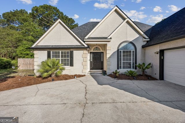 210 Chase Court N, St. Marys, GA 31558
