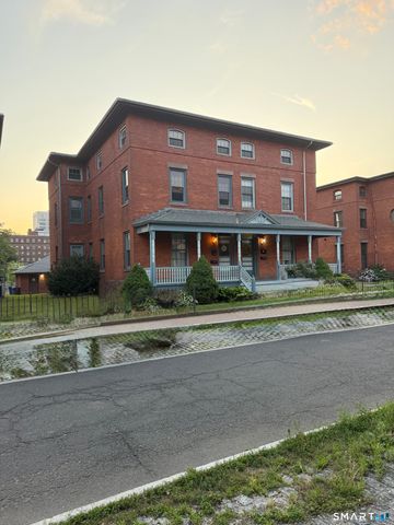 39 Congress Street A, Hartford, CT 06114