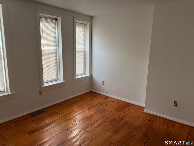 39 Congress Street A, Hartford, CT 06114