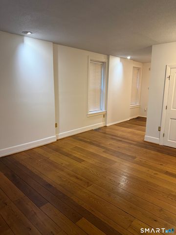 39 Congress Street A, Hartford, CT 06114