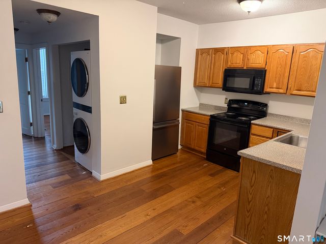 39 Congress Street A, Hartford, CT 06114