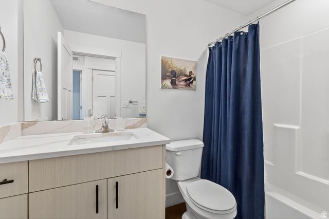 2758 E RIATA ALY, Eagle Mountain, UT 84005