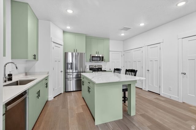 2758 E RIATA ALY, Eagle Mountain, UT 84005