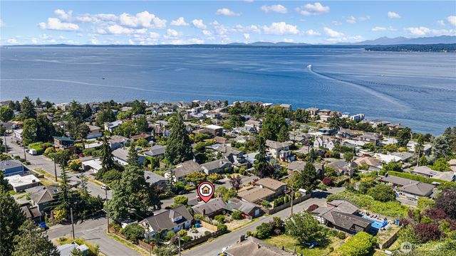 2410 NW 198th St, Shoreline, WA 98177