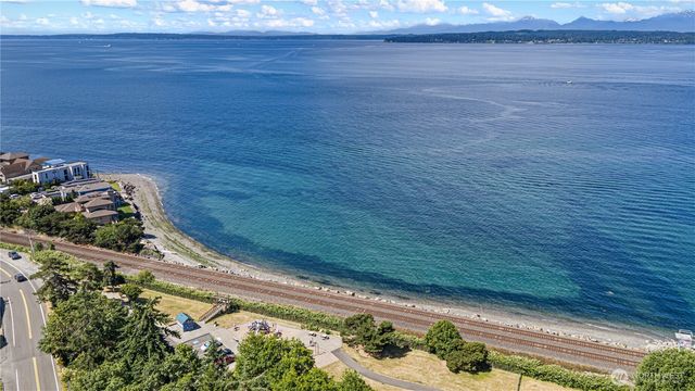2410 NW 198th St, Shoreline, WA 98177