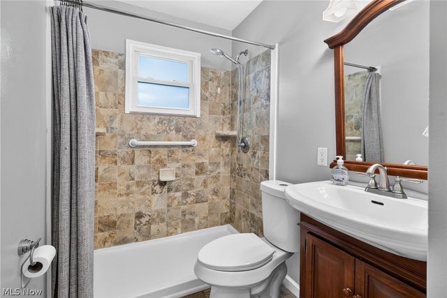 4429 Burkey Road, Austintown, OH 44515