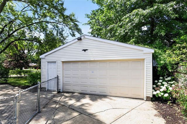 4429 Burkey Road, Austintown, OH 44515