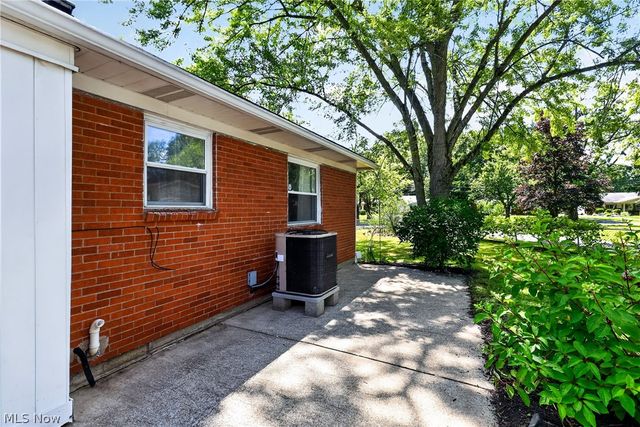 4429 Burkey Road, Austintown, OH 44515