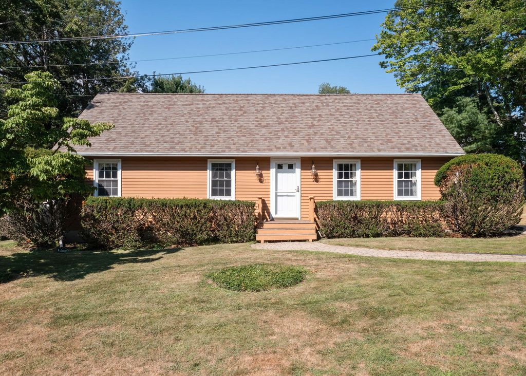 9 Elmwood Avenue, Yarmouth, ME 04096 — photo 3