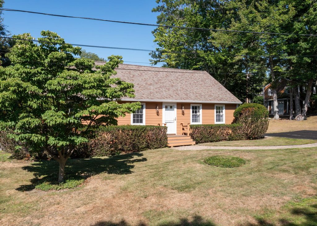 9 Elmwood Avenue, Yarmouth, ME 04096 — photo 4