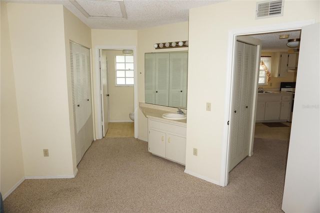 7945 MIDWAY DRIVE TERRACE H201, Ocala, FL 34472