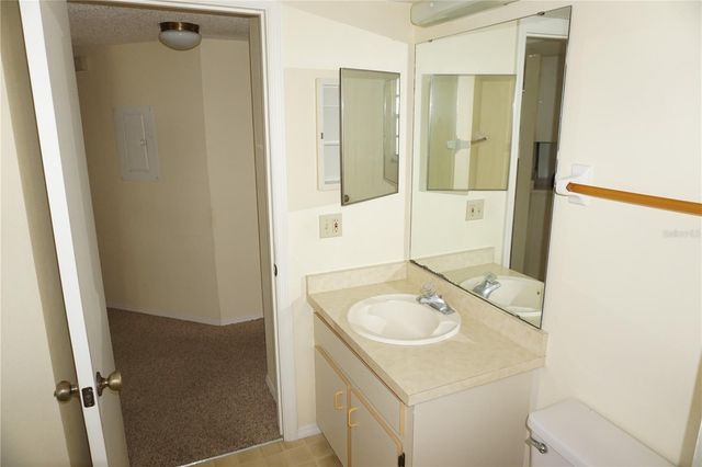 7945 MIDWAY DRIVE TERRACE H201, Ocala, FL 34472