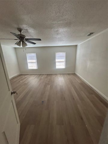 1909 Heathwood CIR, Round Rock, TX 78664