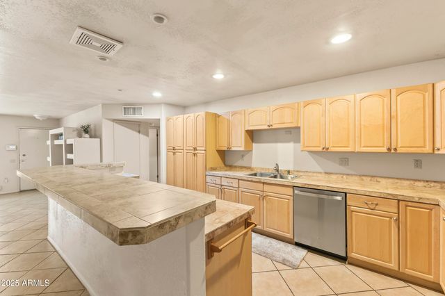 12418 N VISTA GRANDE Court, Sun City, AZ 85351