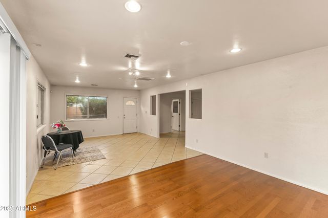 12418 N VISTA GRANDE Court, Sun City, AZ 85351