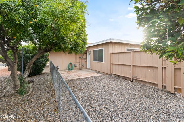 12418 N VISTA GRANDE Court, Sun City, AZ 85351