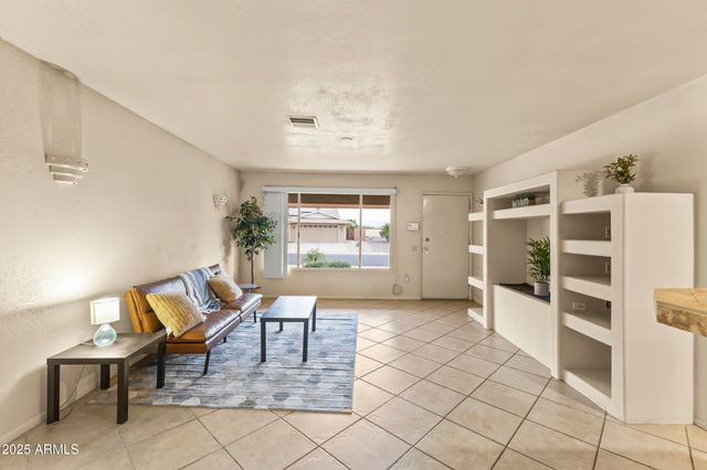 12418 N VISTA GRANDE Court, Sun City, AZ 85351