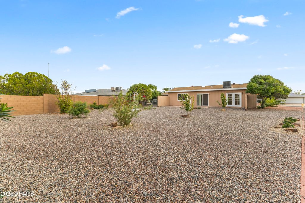 Image 24 of property listing at 12418 N VISTA GRANDE Court, Sun City, AZ 85351