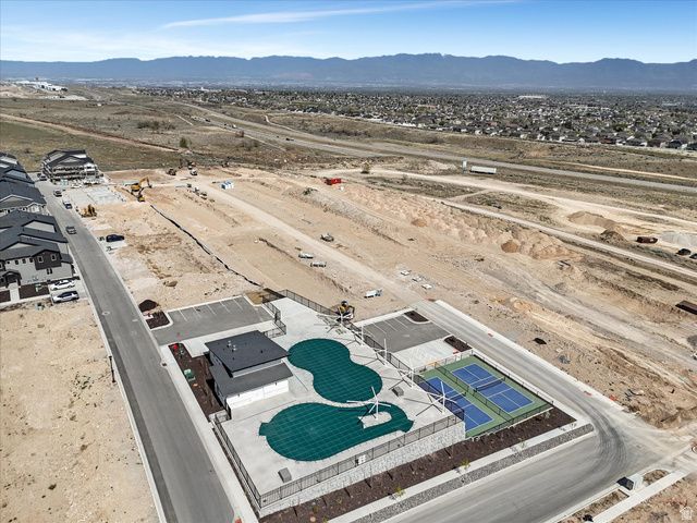 6825 S CLEVER PEAK LN, West Jordan, UT 84081