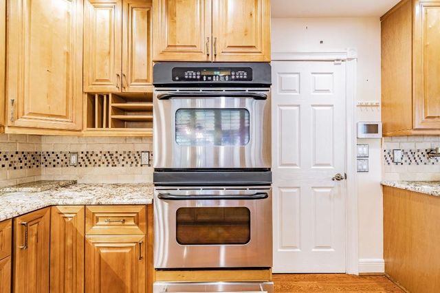 2650 NE 52nd Street, Lighthouse Point, FL 33064