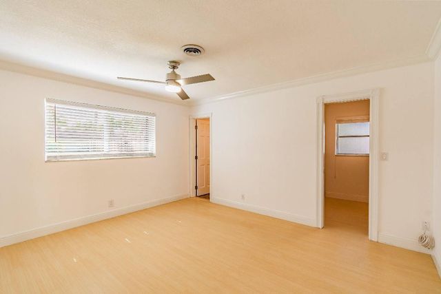 2650 NE 52nd Street, Lighthouse Point, FL 33064