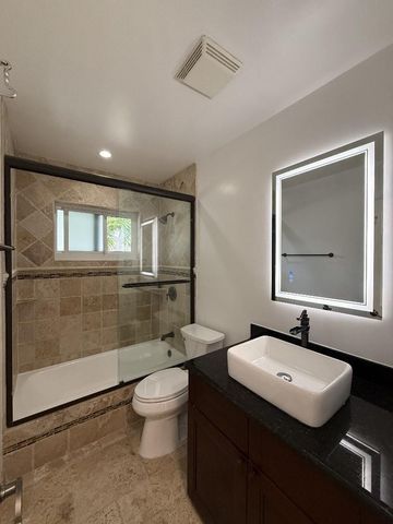 2650 NE 52nd Street, Lighthouse Point, FL 33064