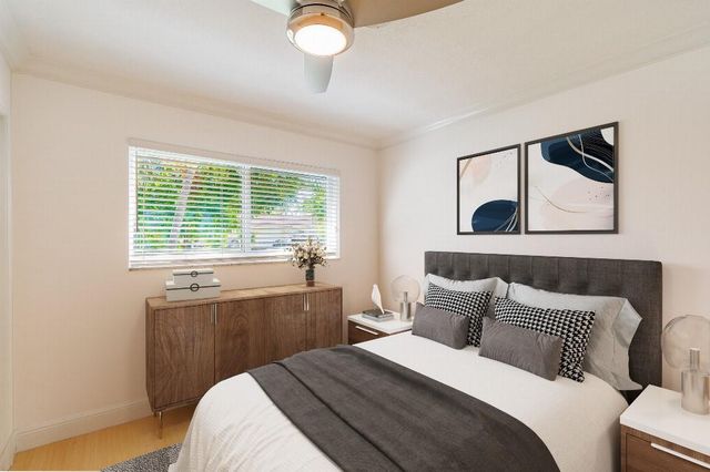 2650 NE 52nd Street, Lighthouse Point, FL 33064