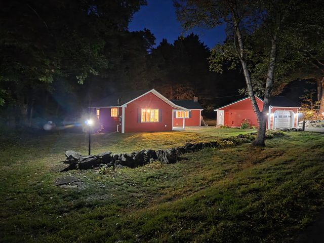 329 Dame Hill Road, Orford, NH 03777