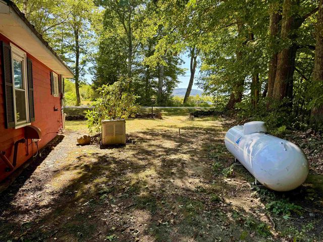 329 Dame Hill Road, Orford, NH 03777