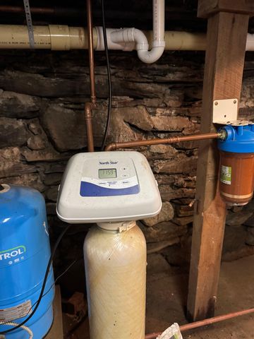 329 Dame Hill Road, Orford, NH 03777